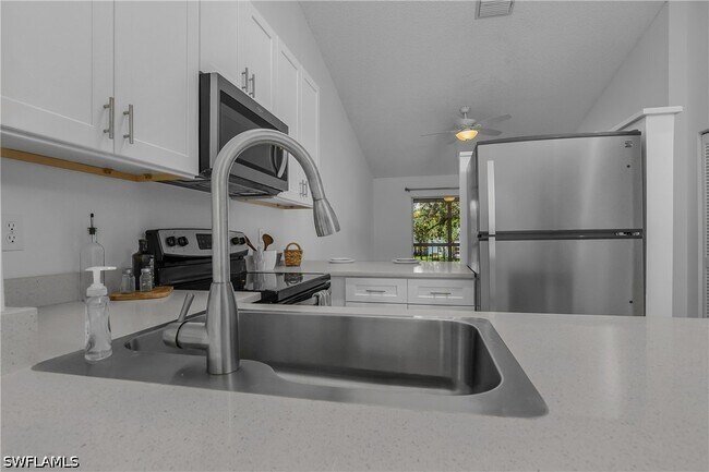 Building Photo - 133 Wading Bird Cir