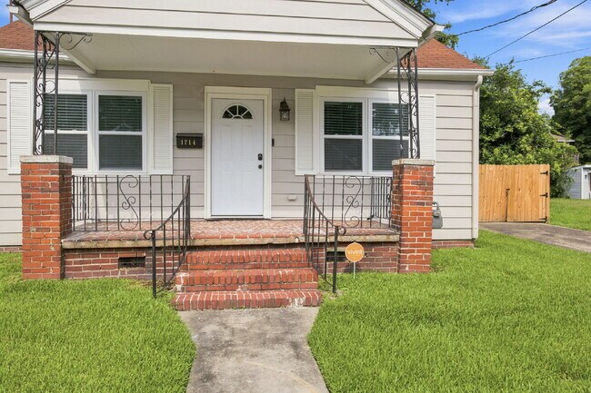 Building Photo - Freshly Renovated Ranch with a Spacious Fenced Yard