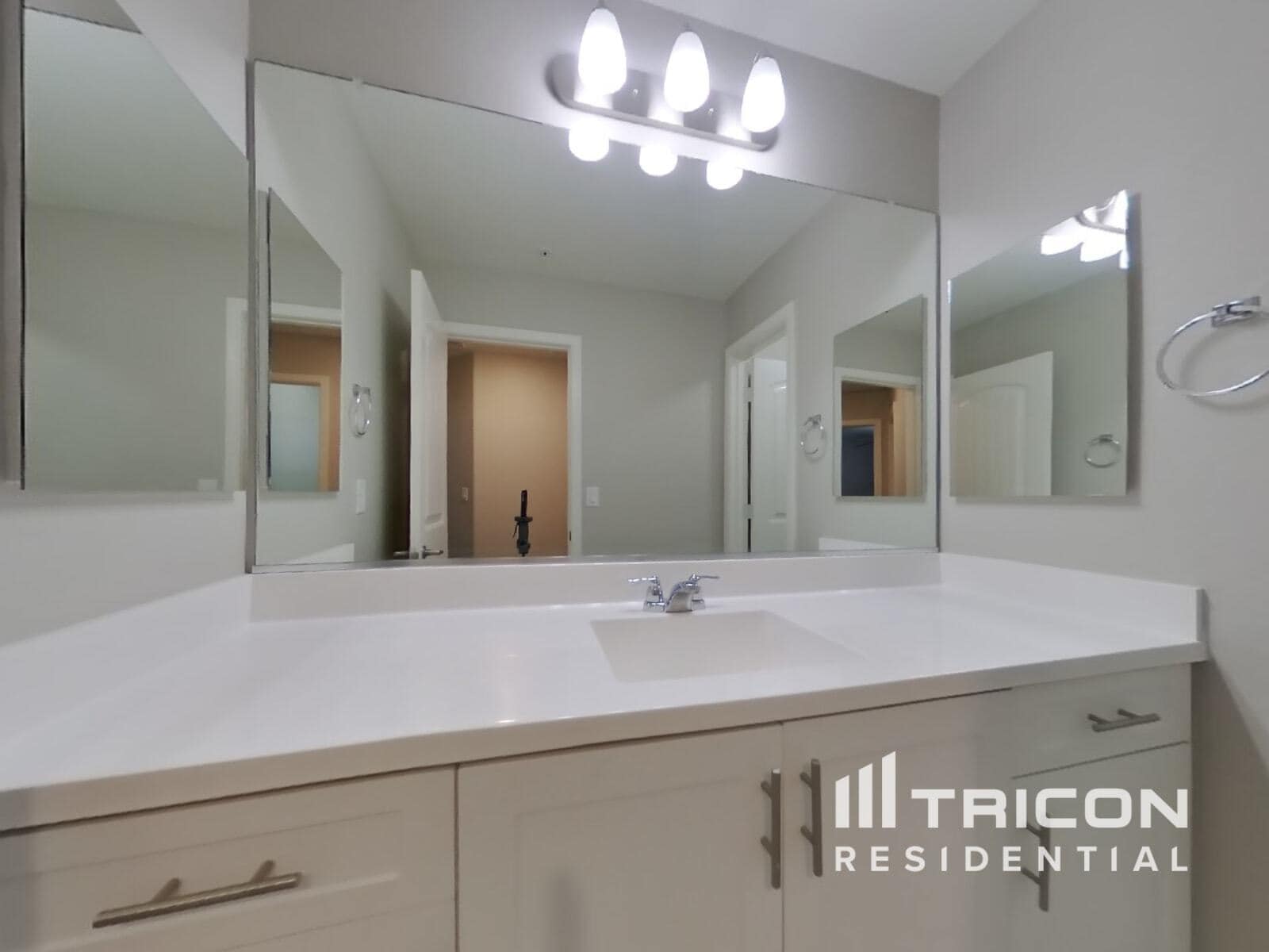 Building Photo - 12577 W Via Dona Rd