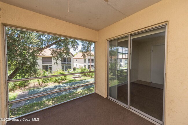 Building Photo - 3059 Sir Hamilton Cir