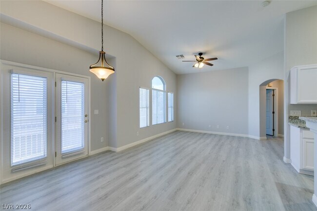 Building Photo - 6568 Strolling Plains Ln