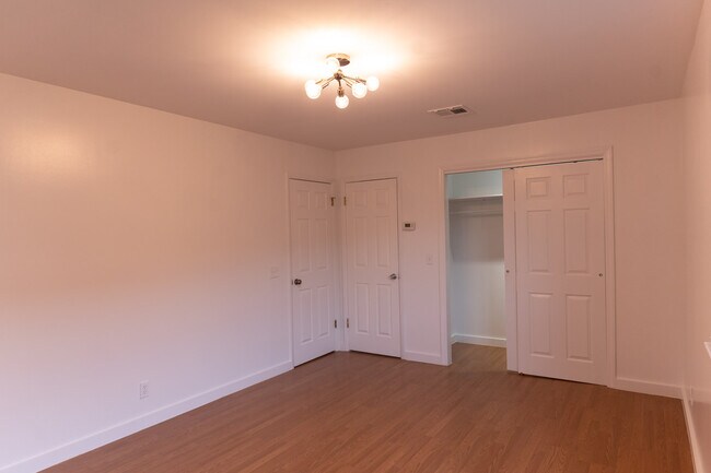 Oversized Closet - 455 Hope St
