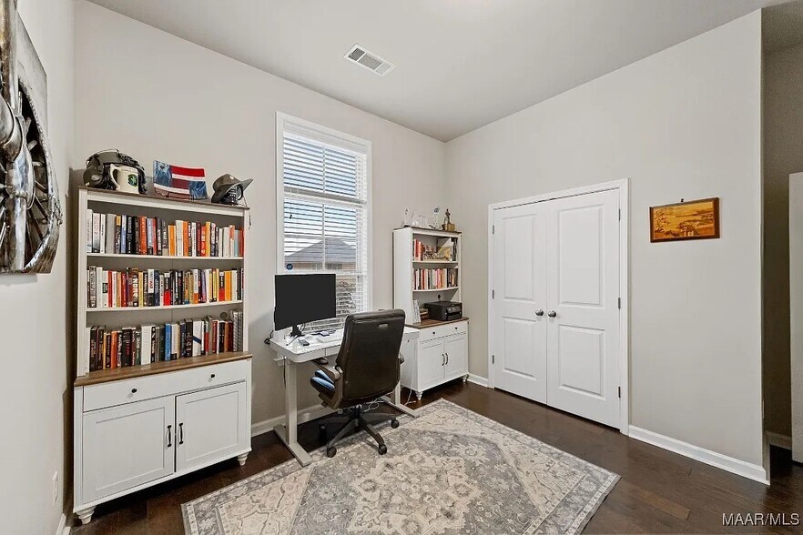 Building Photo - 10504 Duncannon Trl