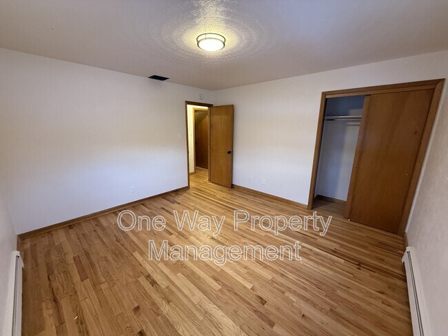 Building Photo - 2156 19th Ave