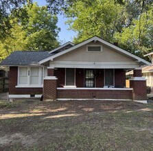 Building Photo - Historic Charm in Evergreen