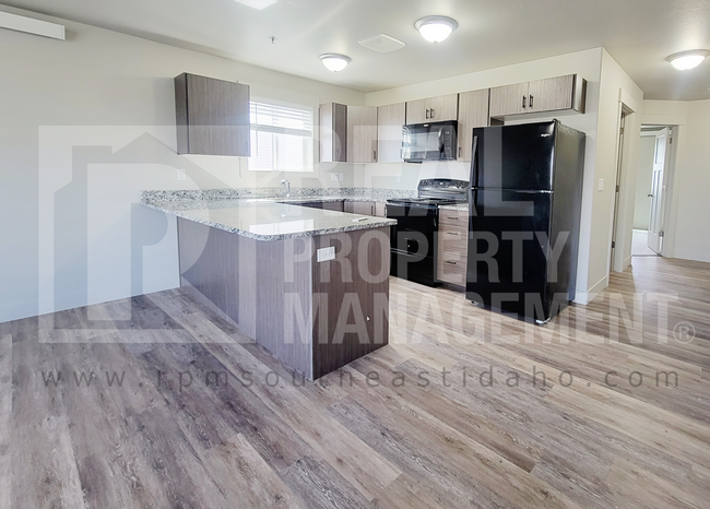 Building Photo - Modern and Open 3 Bedroom, 2 Bathroom Apartment for Rent in Idaho Falls by Real Property Manageme...
