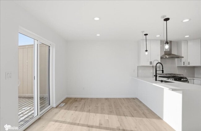 Building Photo - 336 Ashbrook Dr