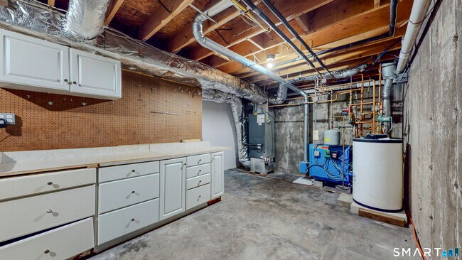 Building Photo - 463 White Oak Shade Rd