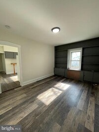 Building Photo - 37 E Gloucester Pike