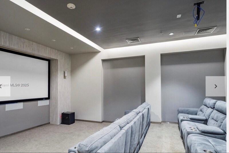 Building Photo - 10275 Collins Ave