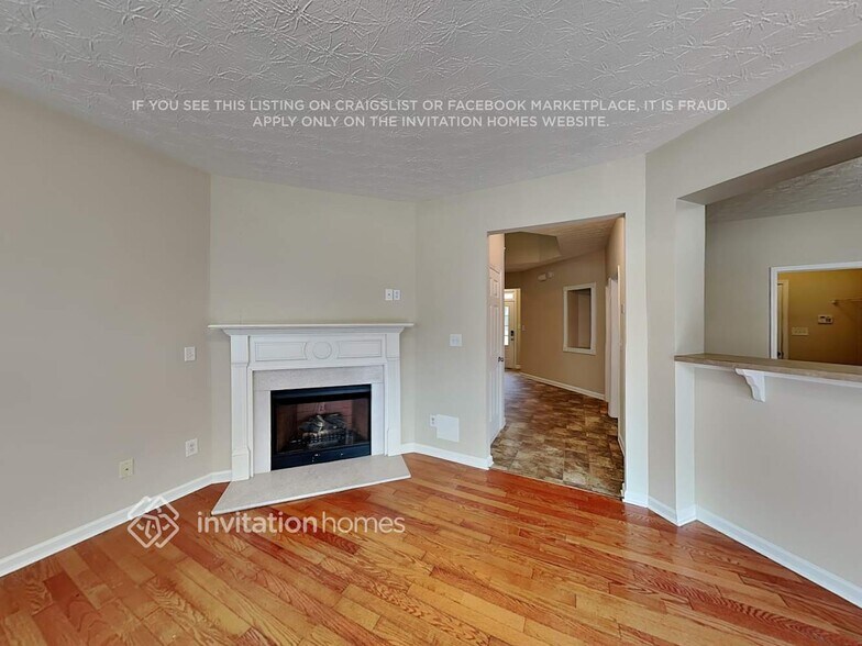 Building Photo - 511 Pondweed Dr