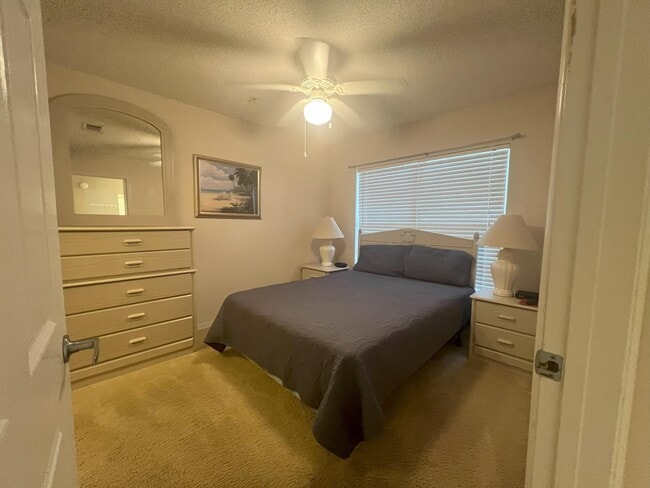 Building Photo - 4274 Calinda Ln