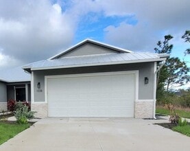 Building Photo - 1038 San Cristobal Ave