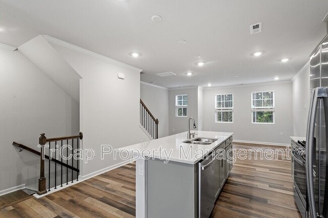 Building Photo - 1707 Chirping Trl