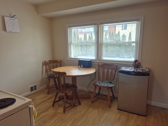 Building Photo - 60 Vinal Ave