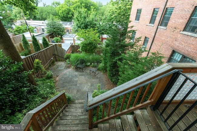 Building Photo - 3150 19th St NW
