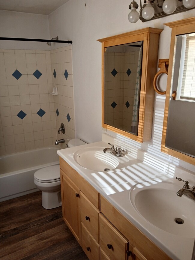 Building Photo - 254 Gribble Dr