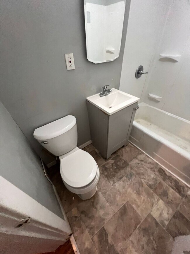 Building Photo - 13706 Argus Ave