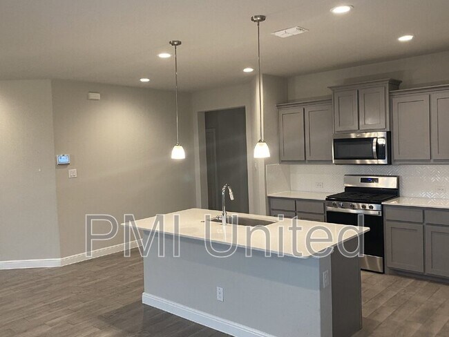 Building Photo - 249 Irish Moss Dr