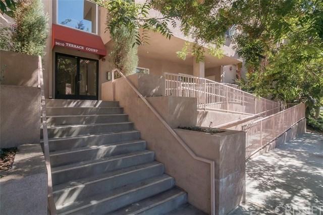 Building Photo - 9610 Zelzah Ave
