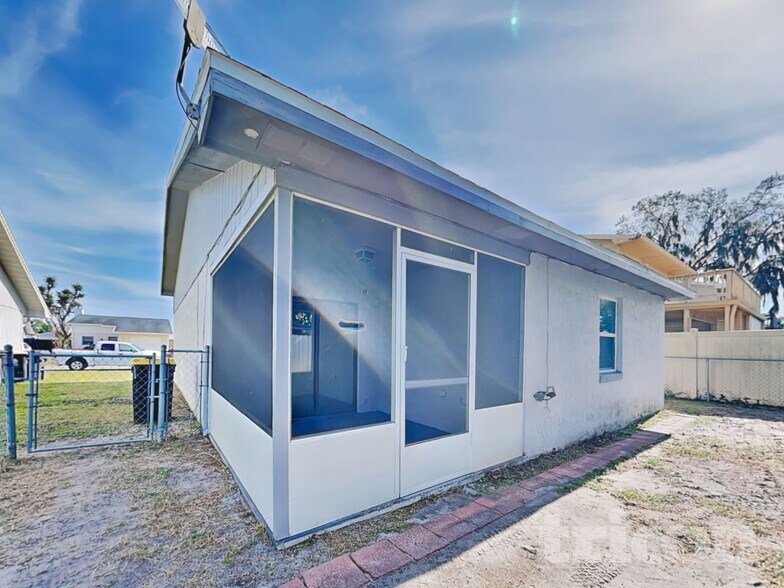 Building Photo - 3215 Timberline Rd