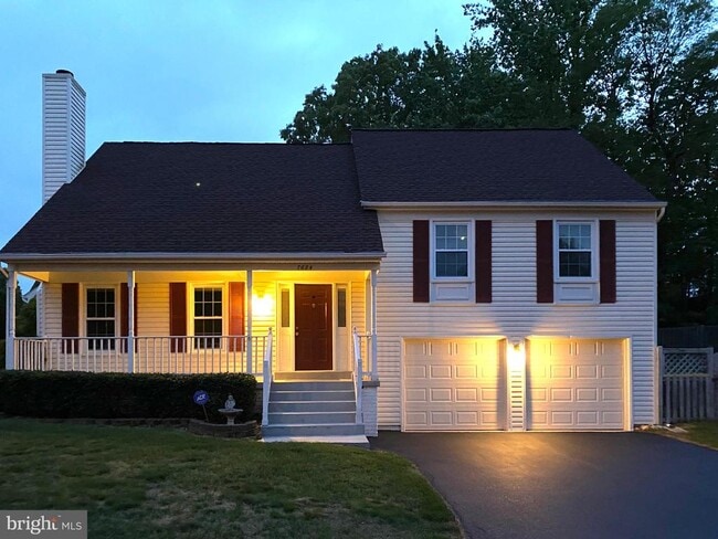 Building Photo - 7684 Green Garland Dr