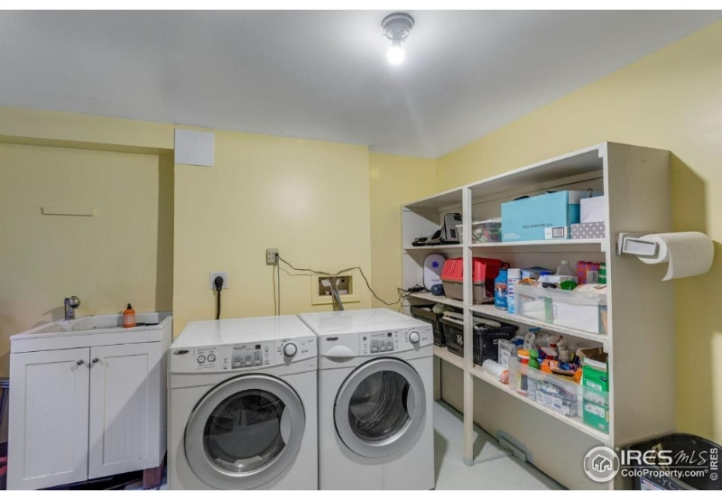 Building Photo - 1333 Village Park Ct