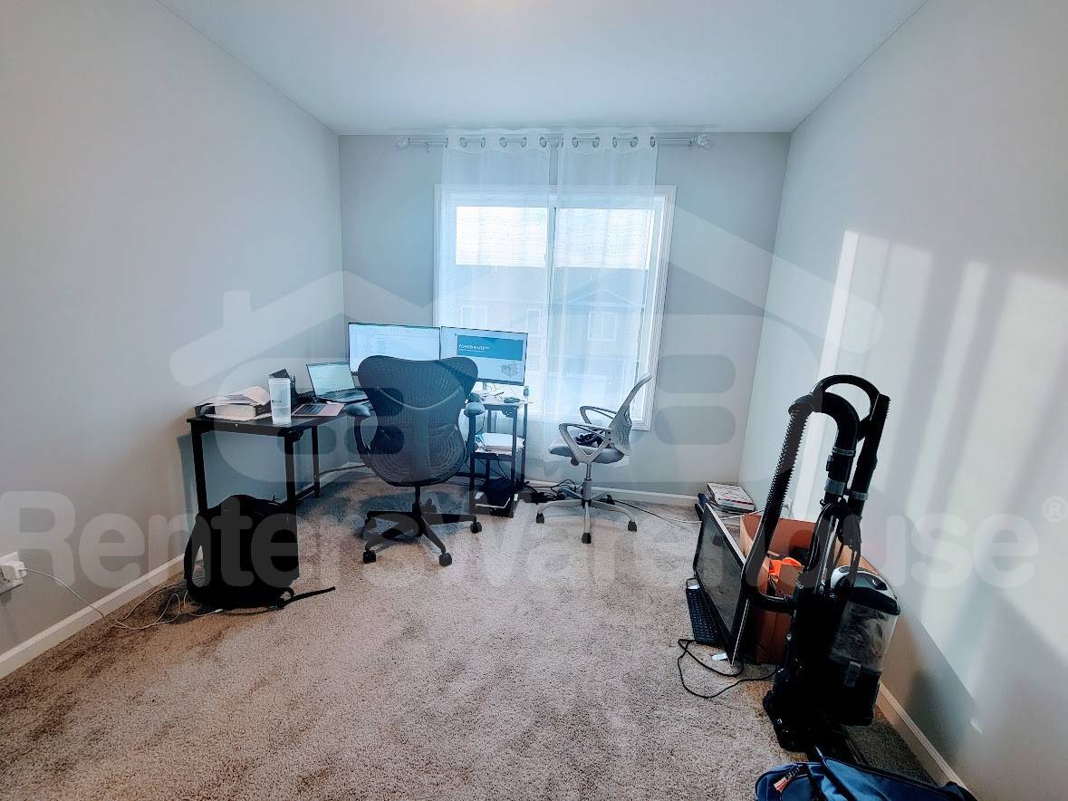 Building Photo - 14807 Willemite St NW