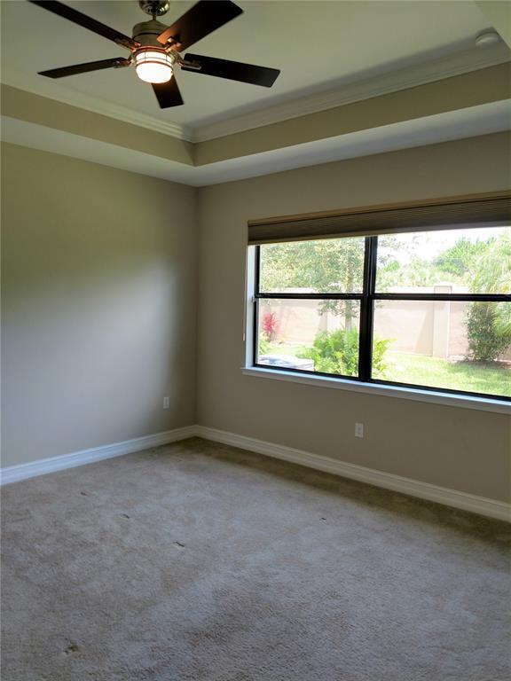 Building Photo - 654 Resolute Ln