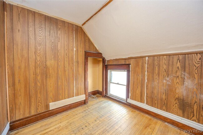 Building Photo - 2146 Genesee St