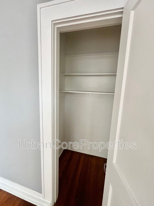 Building Photo - 1214 3rd St N