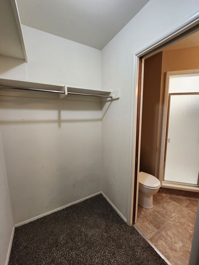 Building Photo - 2205 Monticello Ave