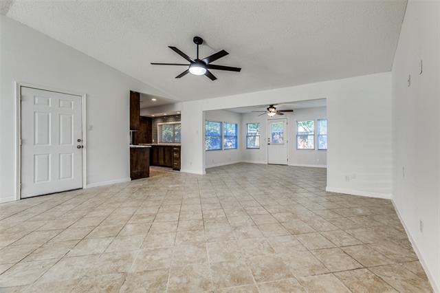 Building Photo - 108 Mariana Dr