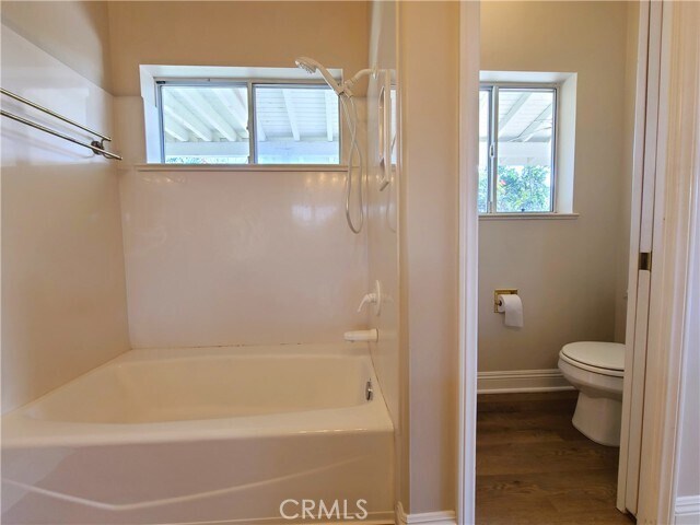 Building Photo - 1561 Marion Rd