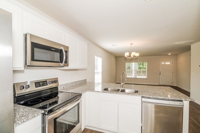 Building Photo - 1300 Gardner St