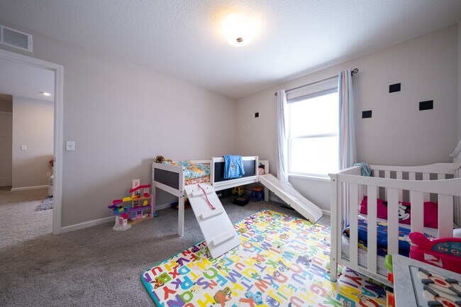 Building Photo - 7772 184th St W