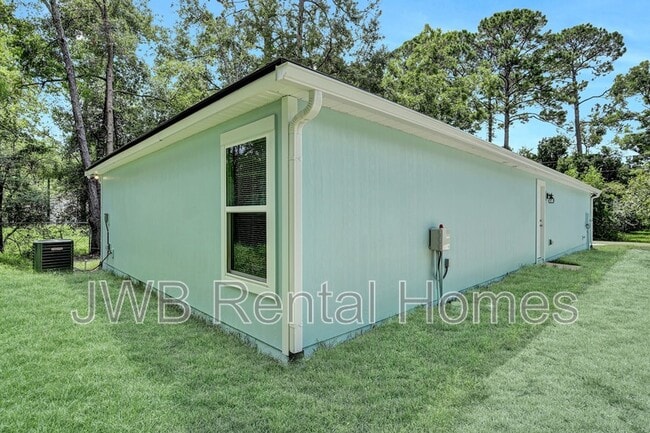 Building Photo - 6009 Dunmire Ave