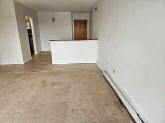 Building Photo - 164 Galen St