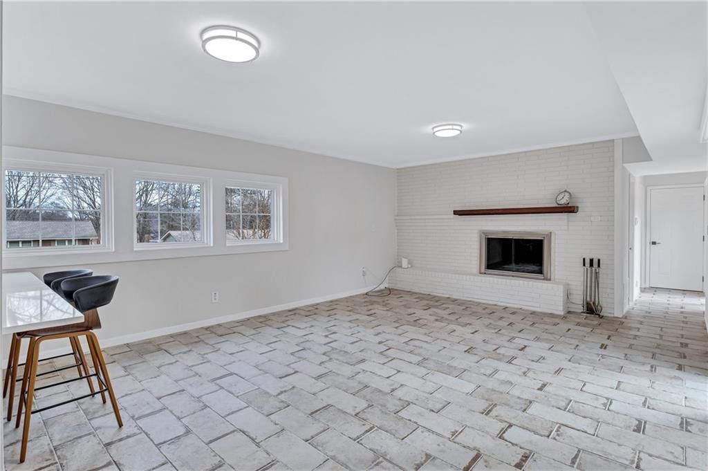 Building Photo - 5045 Chestnut Forest Ln