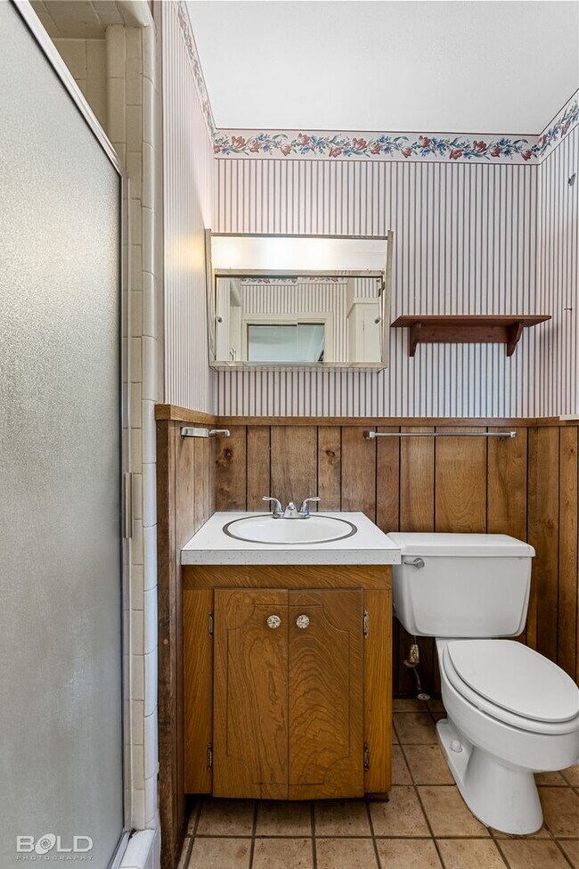 Building Photo - 4015 Esplanade Ave