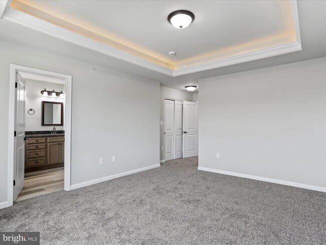 Building Photo - 129 Delano Dr