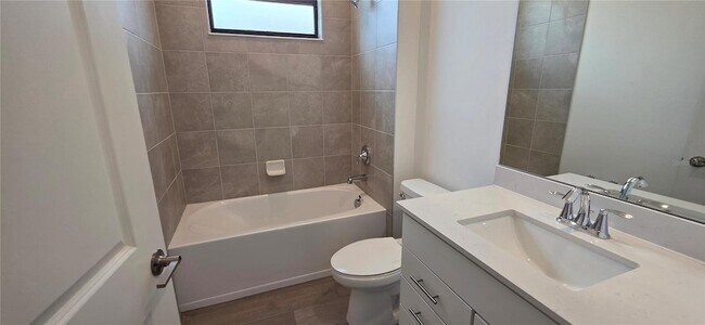 Building Photo - 5310 Calypso Ct