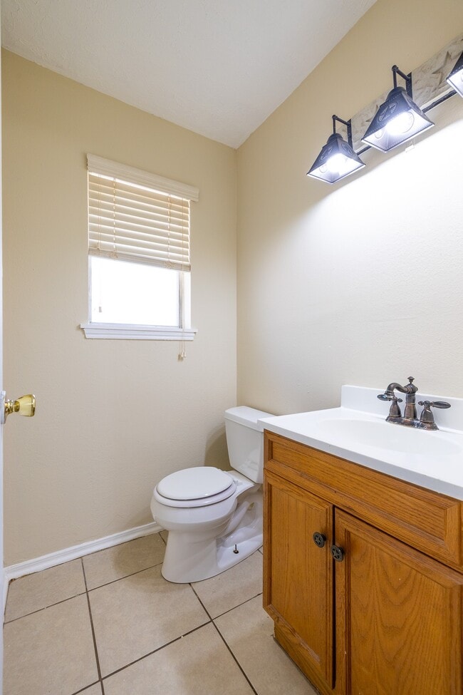 Building Photo - 4910 Redfish Reef Dr