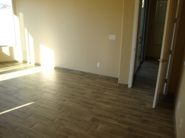 Building Photo - 3579 W Mesquite Ave