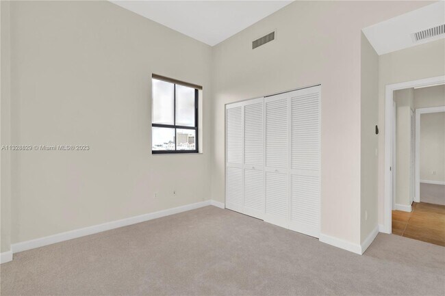 Building Photo - 8390 SW 72nd Ave