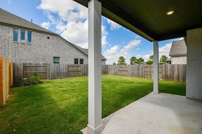 Building Photo - 7207 Prairie Heights Drive