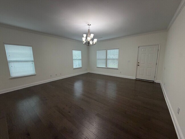 Building Photo - 1049 Ellis Pond Dr