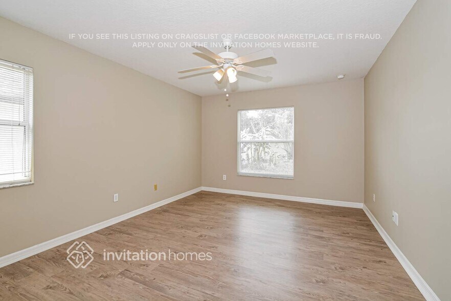 Building Photo - 211 Compass Rose Dr