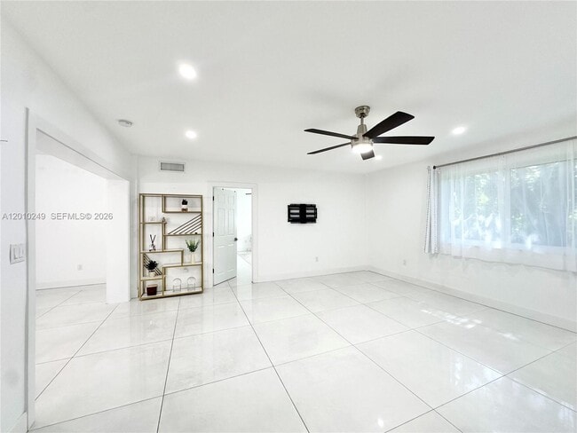 Building Photo - 7800 SW 57th Ct