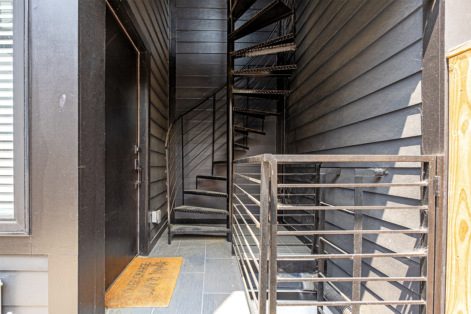 Building Photo - 1219 Wylie St NE